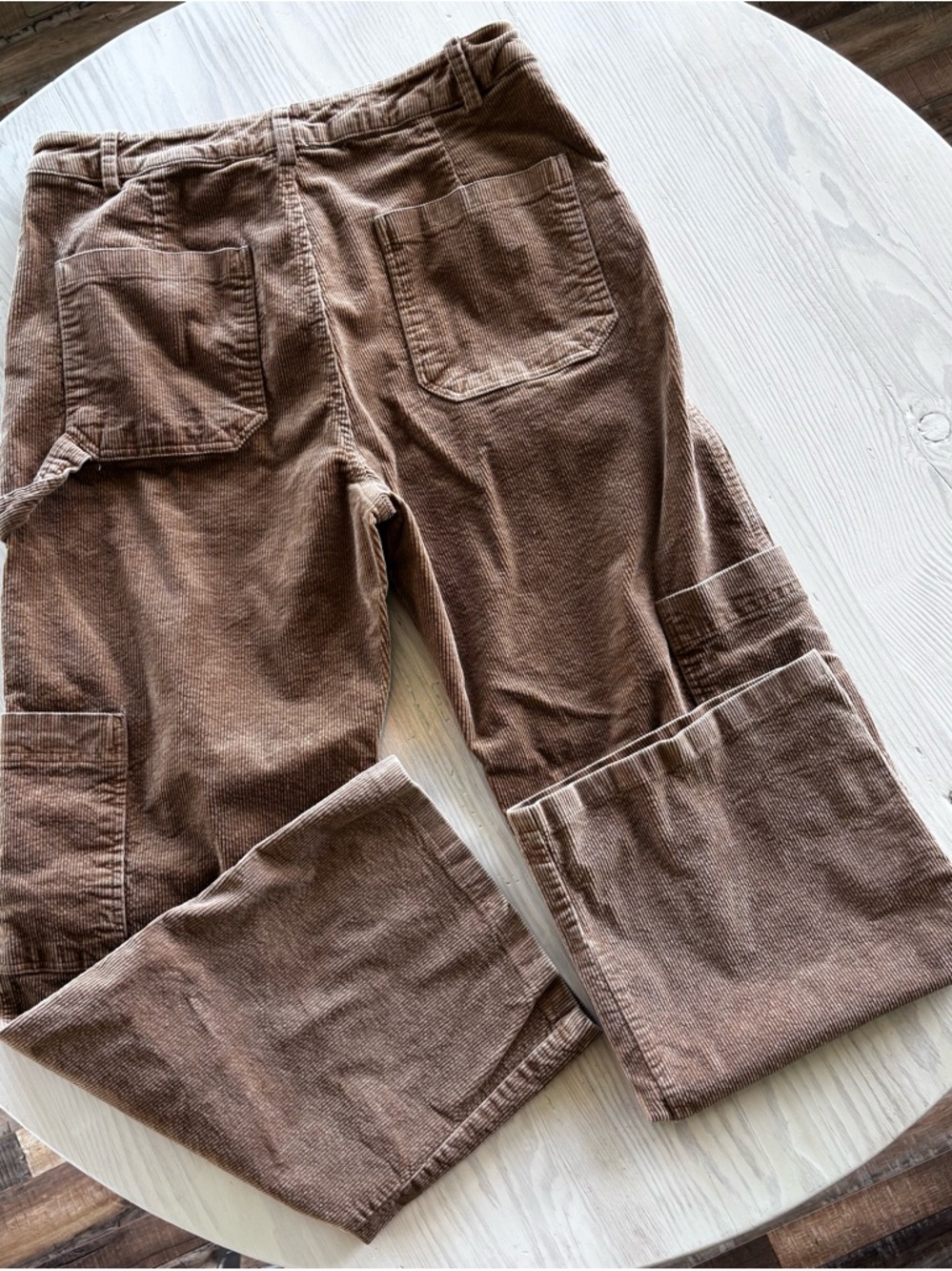 Hem & Thread Corduroy Straight Leg Pants Size Large - Picture 3 of 4